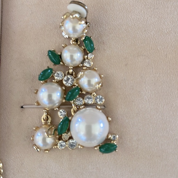Scaasi CN 80’s Runway Costume Bracelet Earrings Set Gold Tone “Pearl Emeralds” - Picture 2 of 4